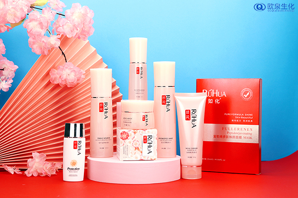 皮膚出油應(yīng)該用什么樣的護(hù)膚品-歐泉生化